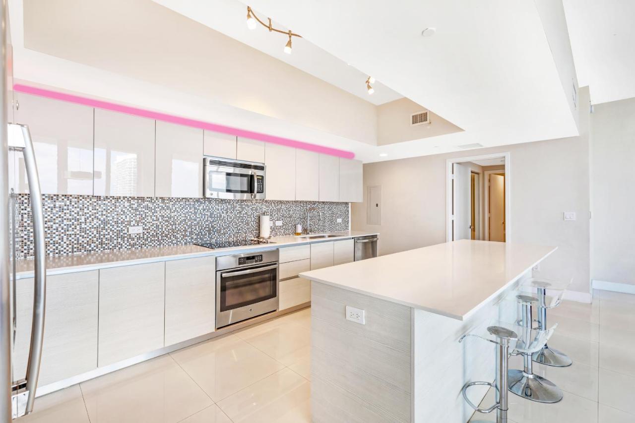 הלנדל ביץ' Beachwalk Resort Ph - Dream-Sky Mansion 3Dbr And 3Ba Luxury Penthouse מראה חיצוני תמונה