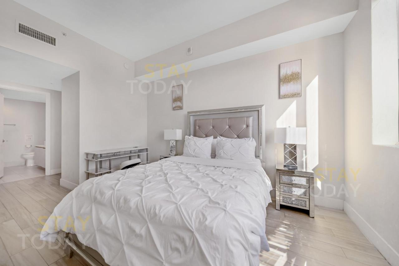 הלנדל ביץ' Beachwalk Resort Ph - Dream-Sky Mansion 3Dbr And 3Ba Luxury Penthouse מראה חיצוני תמונה